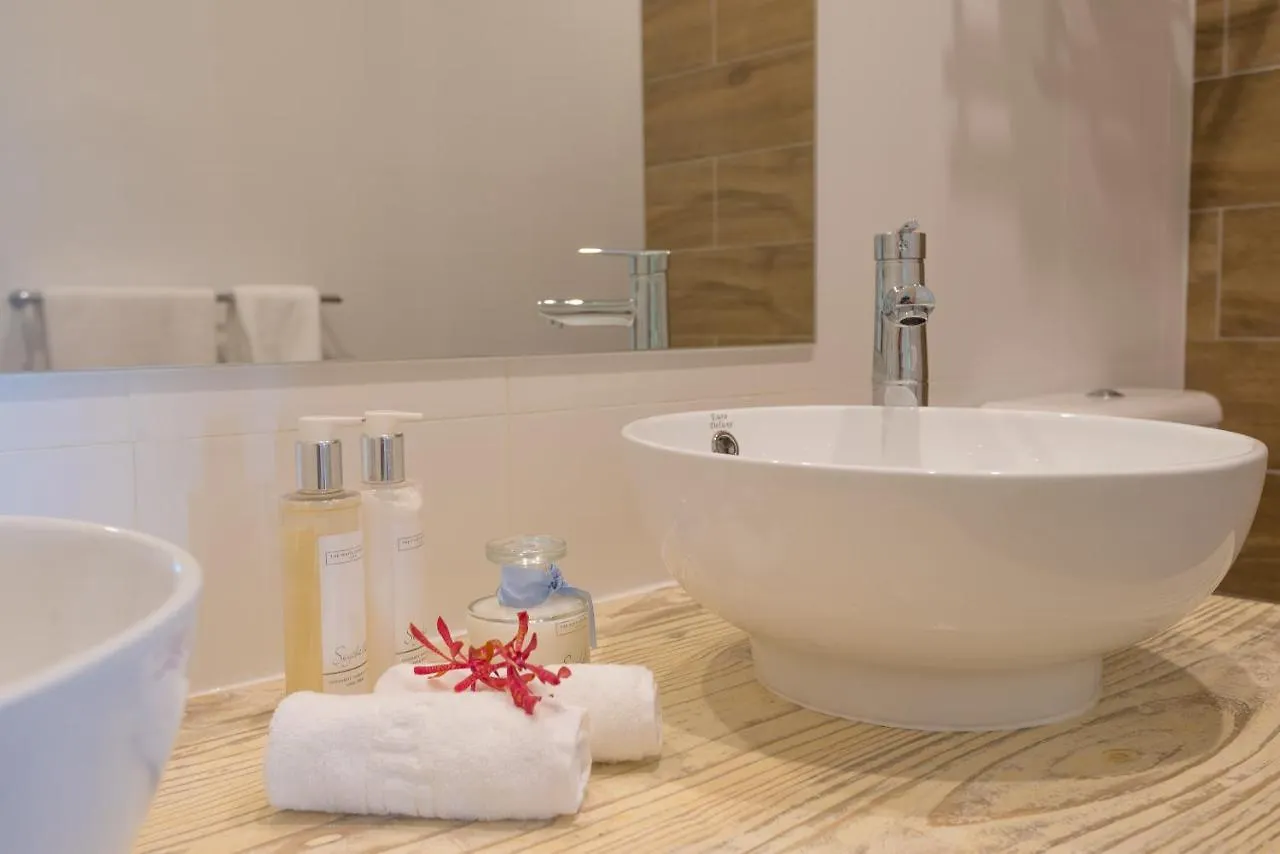 Le Nautique Beachfront Apartments Anse Royale 0*,  Seychelles