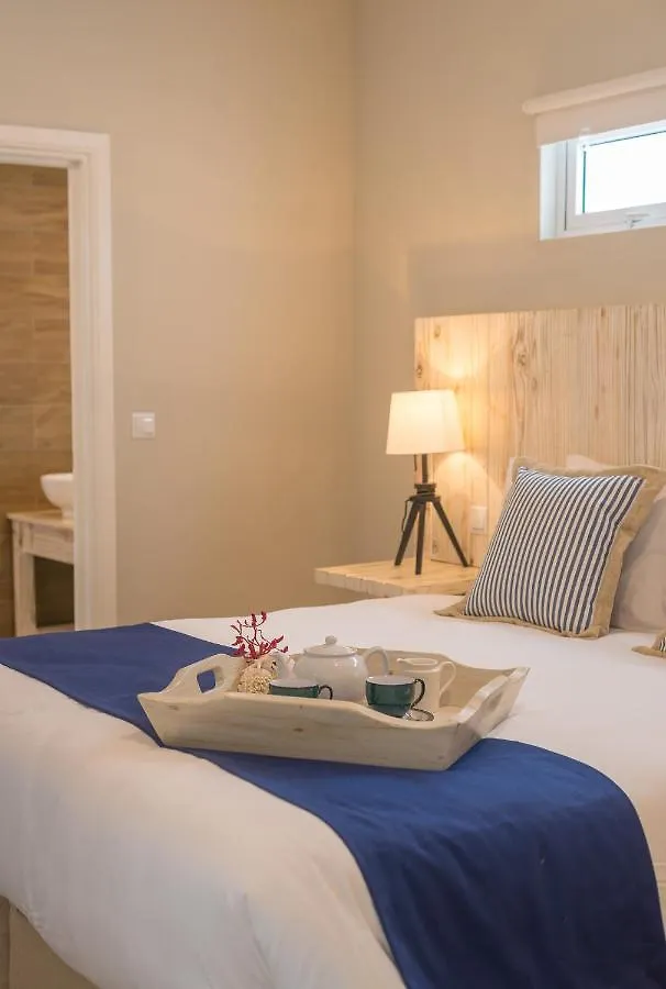 Le Nautique Beachfront Apartments Anse Royale