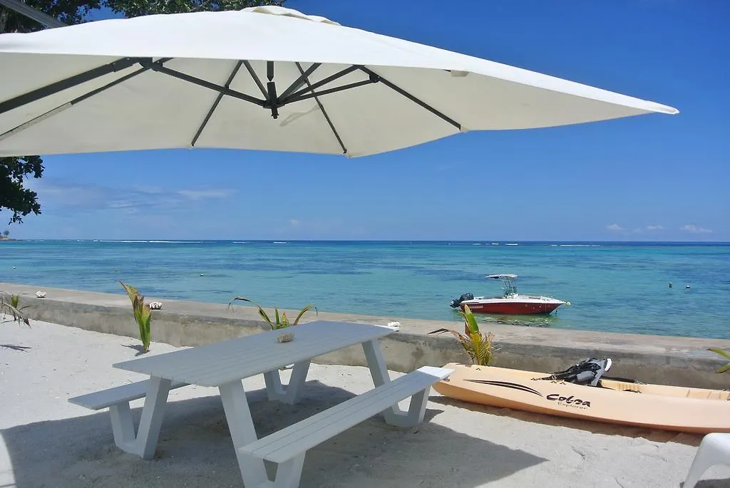 Le Nautique Beachfront Apartments Anse Royale 0*,