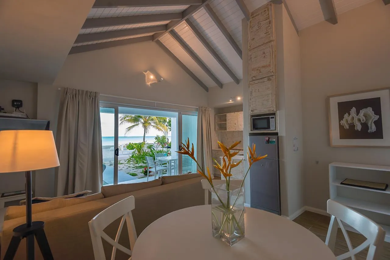 Le Nautique Beachfront Apartments Anse Royale